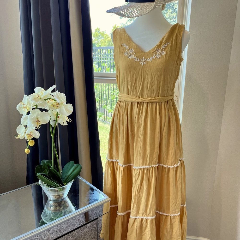 New Joie yellow sleeveless Tiered Maxi Dress Embroidered derail, v-neck - Picture 2 of 10